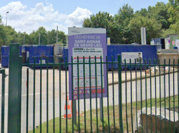 Déchetterie à Saint-Aignan-Grandlieu