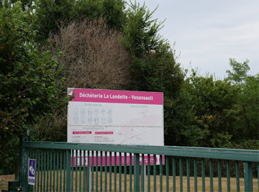 Déchetterie à proximité de Landeronde