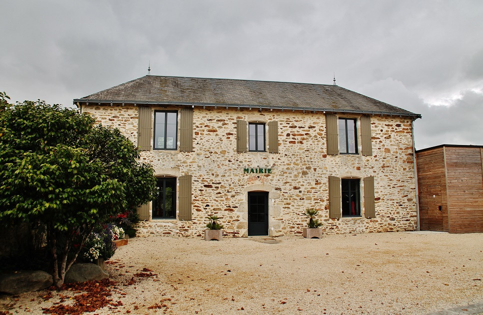 Mairie à Landeronde