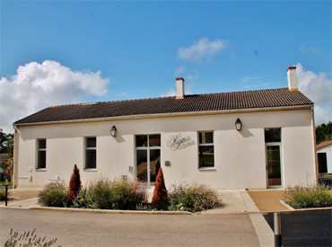 mairie à Saint-Reverend